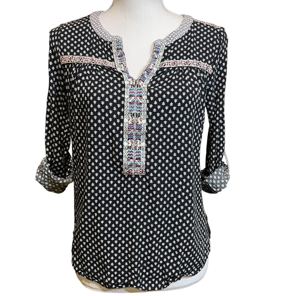 Skies are Blue Black Boho Peasant Blouse.  Size XS